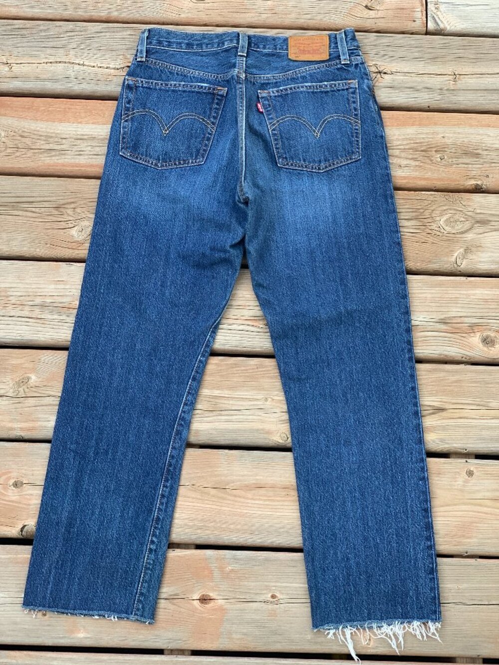 Levi's 501 Straight Leg Jeans Womens 27 Blue Raw Crop Hem Button Fly Preppy Boho